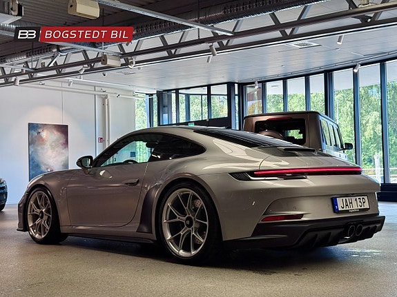 Porsche 911 GT3 5 of 30