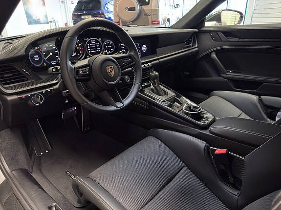 Porsche 911 GT3 22 of 30