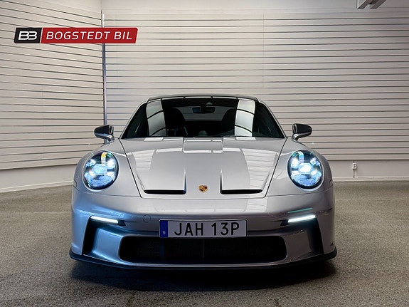 Porsche 911 GT3 2 of 30