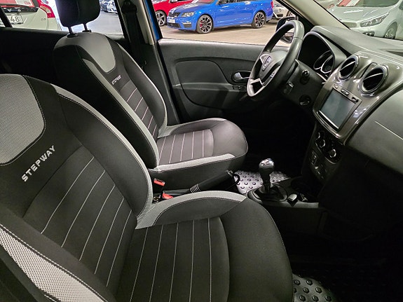 Dacia Sandero Stepway 7 of 10