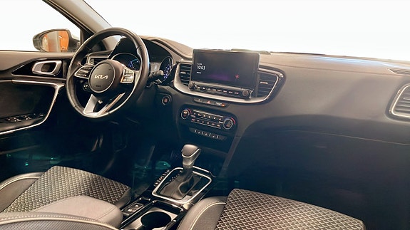 Kia Ceed 3 of 14