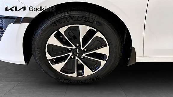 Kia Ceed 9 of 14