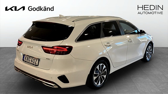 Kia Ceed 2 of 14