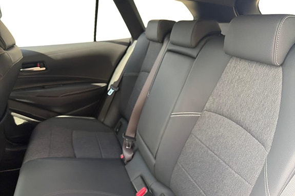Toyota Corolla 15 of 15