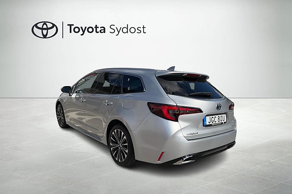 Toyota Corolla 13 of 15