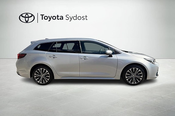 Toyota Corolla 12 of 15