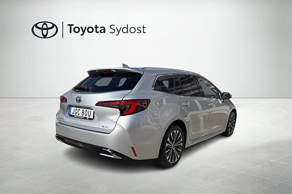 Toyota Corolla 3 of 15