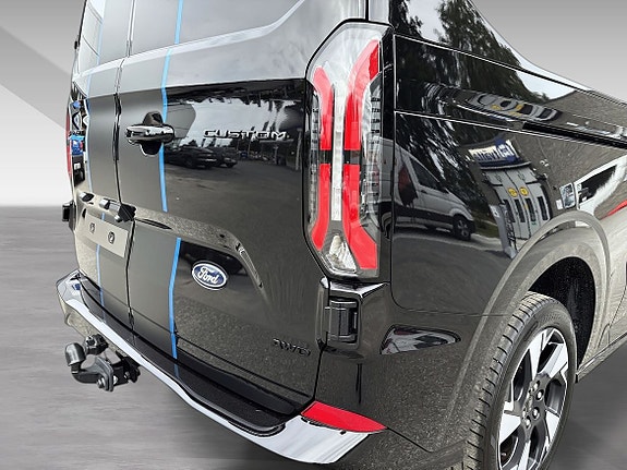 Ford E-Transit 19 of 20