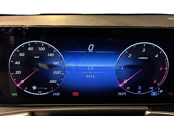 Mercedes-Benz GLB220 d 12 of 25