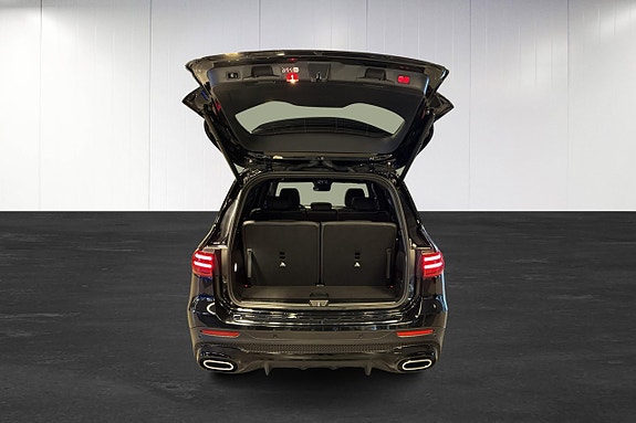Mercedes-Benz GLB220 d 25 of 25