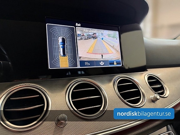Mercedes-Benz E220 12 of 14