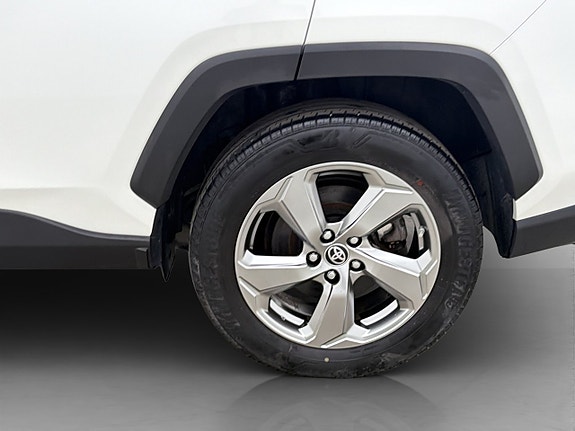 Toyota RAV4 28 of 30