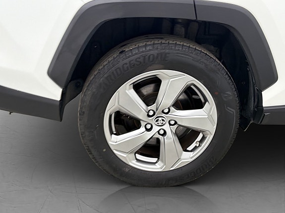 Toyota RAV4 29 of 30