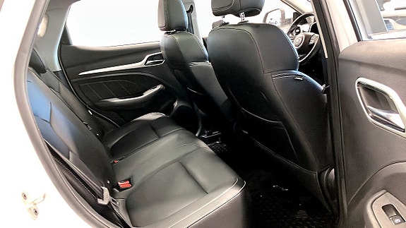 MG ZS 5 of 9