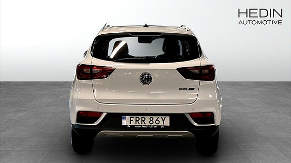 MG ZS 7 of 9