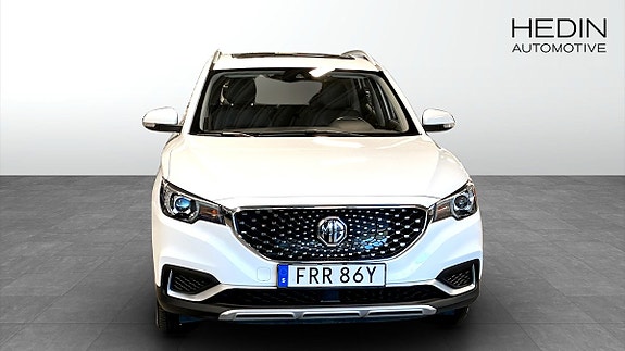 MG ZS 8 of 9