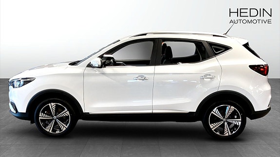 MG ZS 6 of 9
