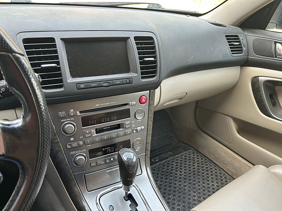Subaru Outback 10 of 10