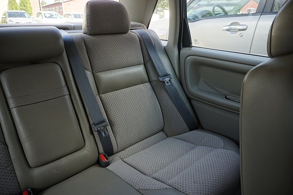 Volvo S70 8 of 11