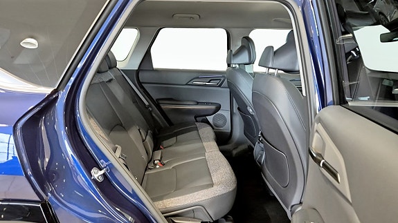 Kia EV5 9 of 12