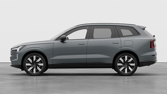 Volvo EX90 4 of 30