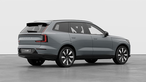 Volvo EX90 9 of 30