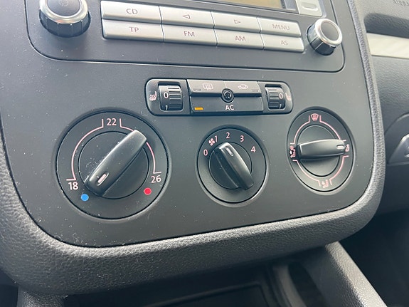 Volkswagen Golf I 17 of 19