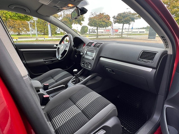 Volkswagen Golf I 11 of 19
