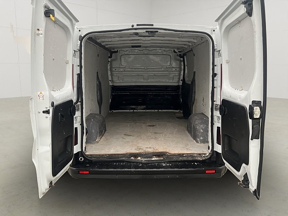Renault Trafic 10 of 29