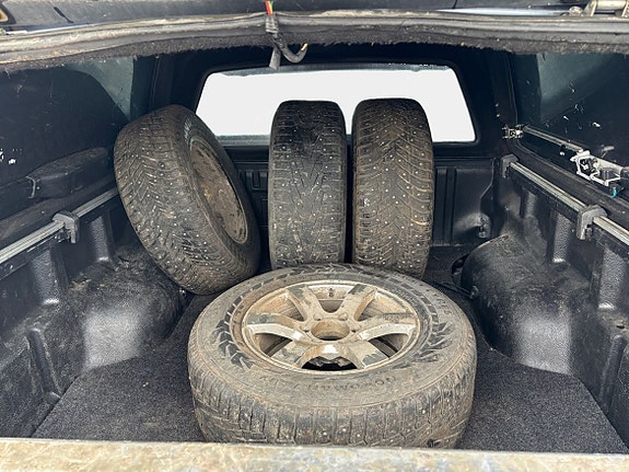 Isuzu D-max 12 of 13