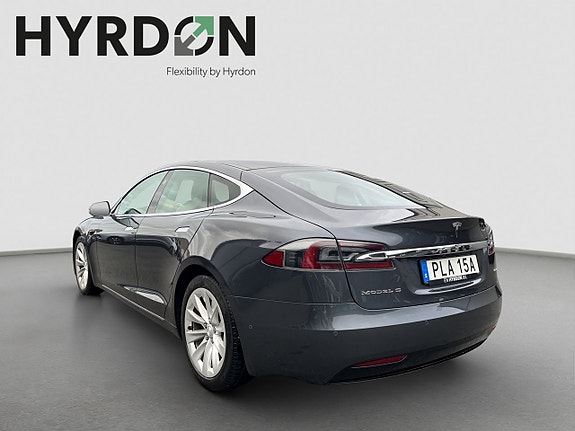 Tesla Model S 5 of 18