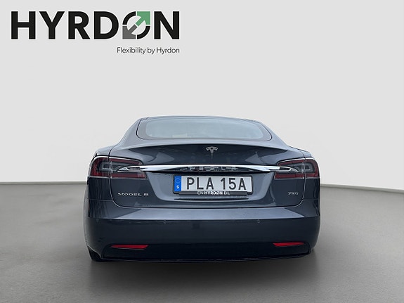 Tesla Model S 6 of 18