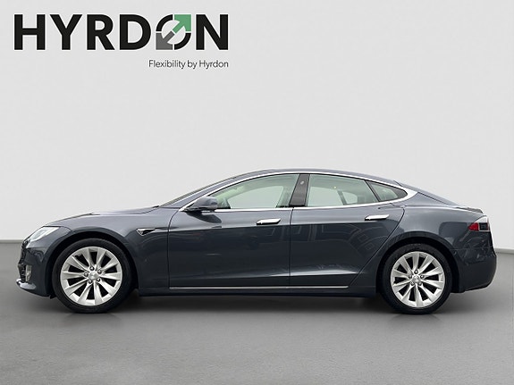 Tesla Model S 8 of 18