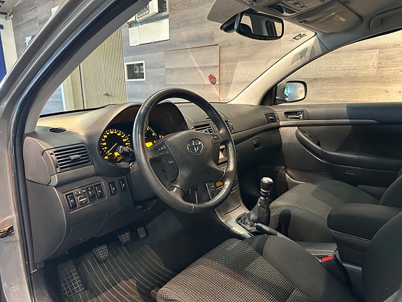 Toyota Avensis 6 of 20