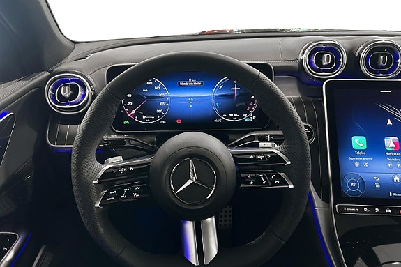 Mercedes-Benz GLC300 de 8 of 12