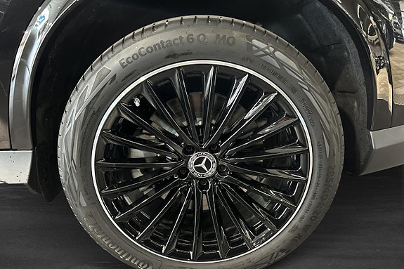 Mercedes-Benz GLC300 de 5 of 12