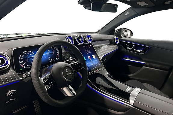 Mercedes-Benz GLC300 de 7 of 12