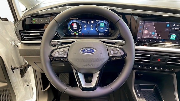 Ford Connect Tourneo 16 of 21