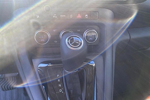 Mercedes-Benz eCitan 11 of 15