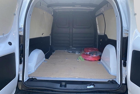 Mercedes-Benz eCitan 9 of 15