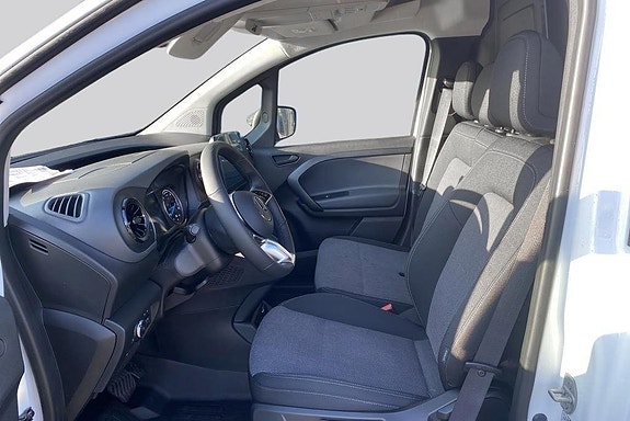 Mercedes-Benz eCitan 8 of 15
