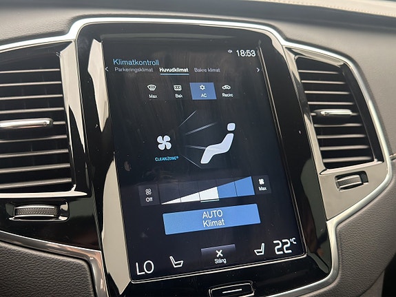 Volvo XC90 29 of 30