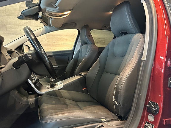 Volvo V60 8 of 20