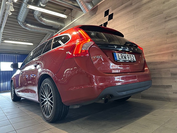 Volvo V60 5 of 20