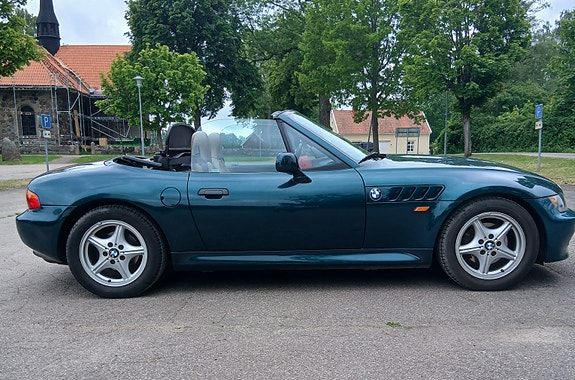 BMW Z3 2 of 6