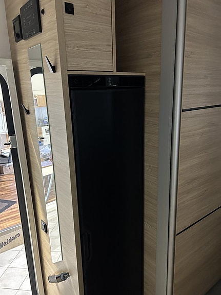 Challenger 318 Queensbed Ultimate Edition M26 - Fiat Ducato 2.2L 140 HK Automat 18 of 21