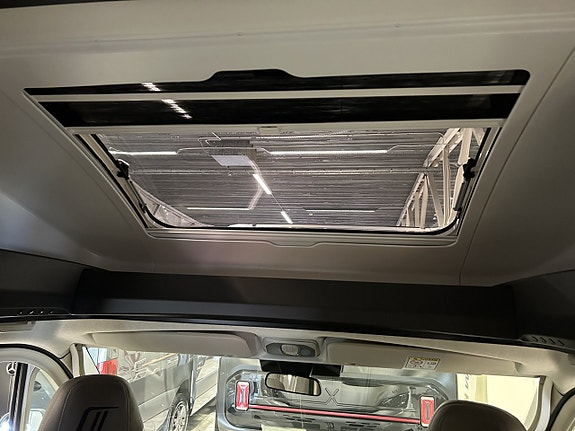 Challenger 318 Queensbed Ultimate Edition M26 - Fiat Ducato 2.2L 140 HK Automat 6 of 21