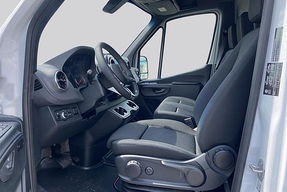 Mercedes-Benz Sprinter 317 8 of 14