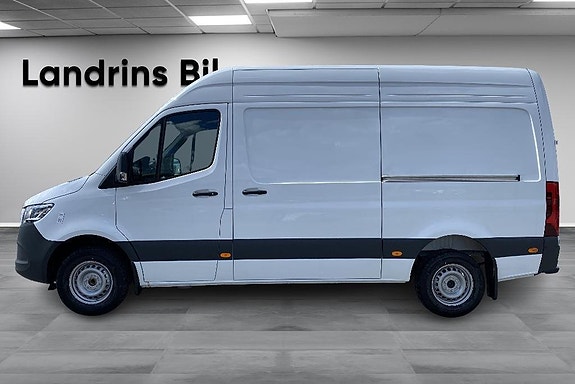 Mercedes-Benz Sprinter 317 4 of 14