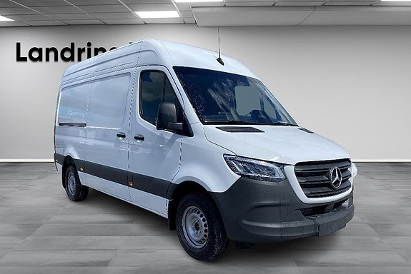 Mercedes-Benz Sprinter 317 3 of 14
